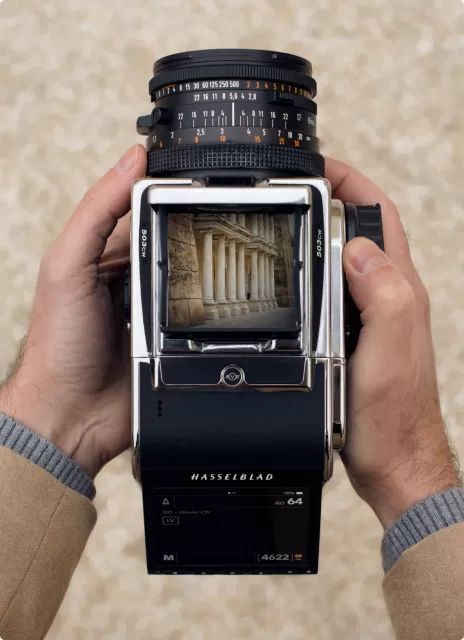Hasselblad 907X & CFV 100C