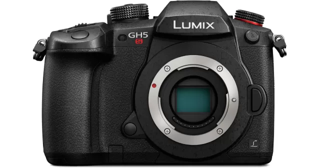 Panasonic Lumix DC-GH5S