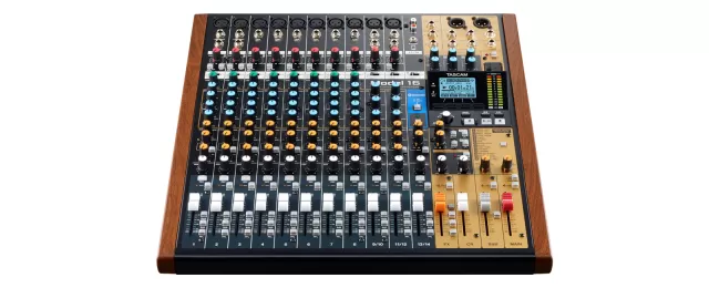 TASCAM Model 16